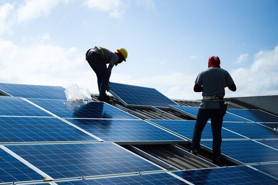plaatsen van zonnepanelen